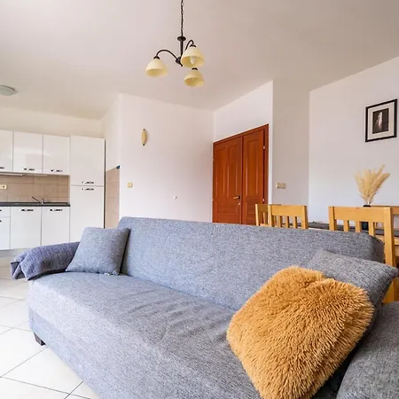 Burum B&b-apartment With Beautiful View Frühstückspension