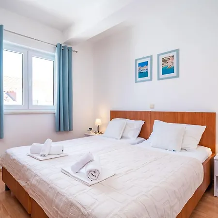 Burum B&b-apartment With Beautiful View Frühstückspension