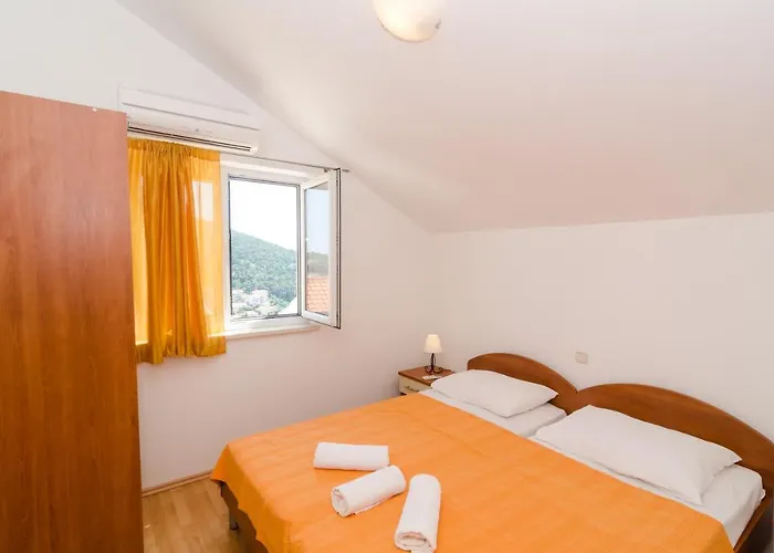 Burum B&b-apartment With Beautiful View Couette-café Dubrovnik
