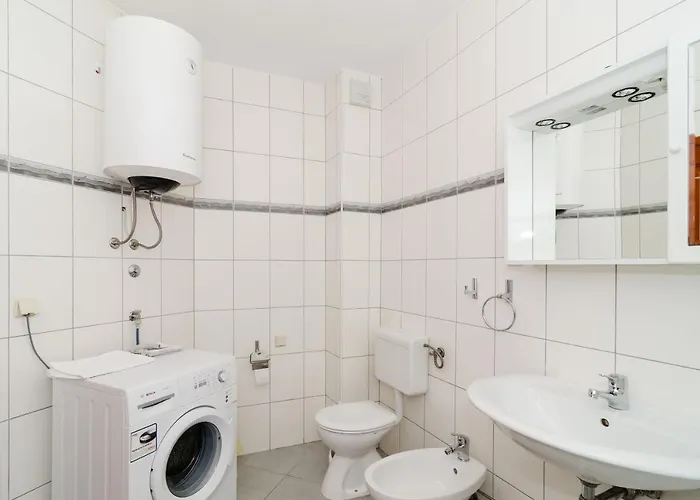 Burum B&b-apartment With Beautiful View Couette-café 3*