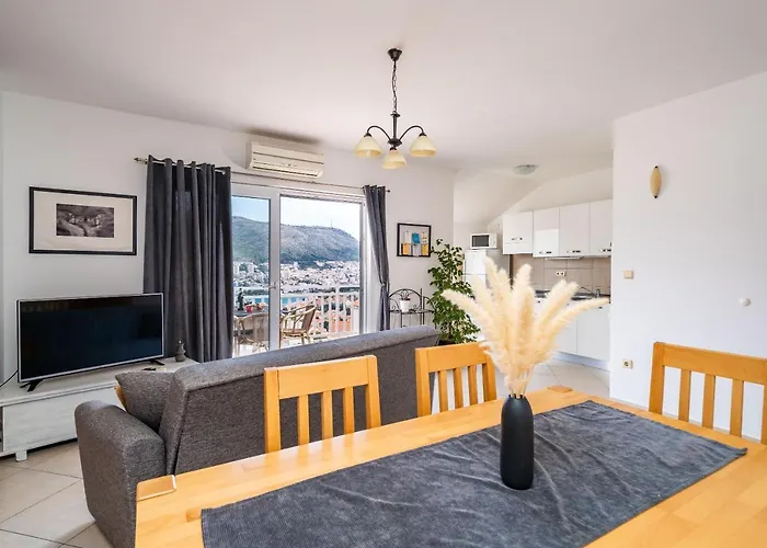 Burum B&b-apartment With Beautiful View Couette-café Dubrovnik