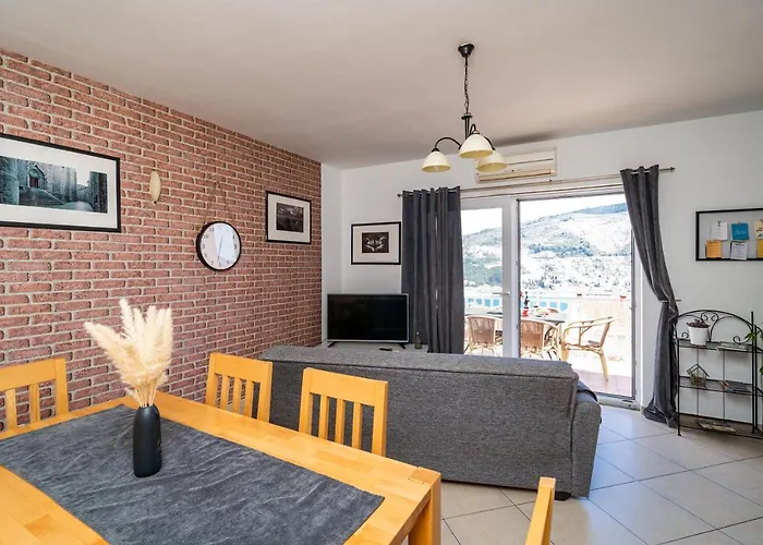 Couette-café Burum B&b-apartment With Beautiful View