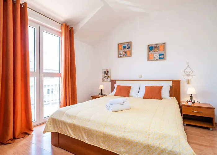 Burum B&b-apartment With Beautiful View Couette-café
