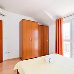 Burum B&b-apartment With Beautiful View Bed & Breakfast