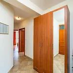 Burum B&b-apartment With Beautiful View Panzió Dubrovnik