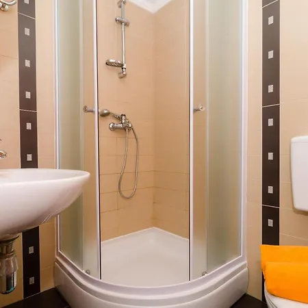 Burum B&b-apartment With Beautiful View Panzió