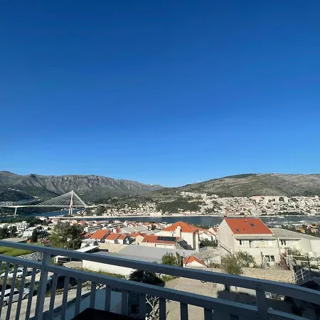 Bed & Breakfast Burum B&b-apartment With Beautiful View *