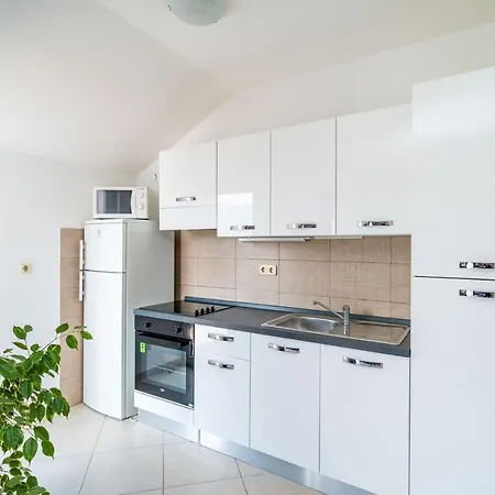Burum B&b-apartment With Beautiful View Bed & Breakfast