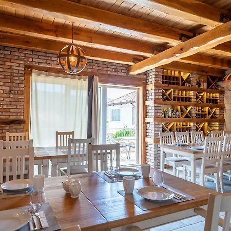 Bed & Breakfast Burum B&b-apartment With Beautiful View Dubrovnik