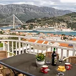 Burum B&b-apartment With Beautiful View 3*