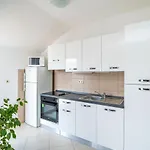 Burum B&b-apartment With Beautiful View Bed & Breakfast
