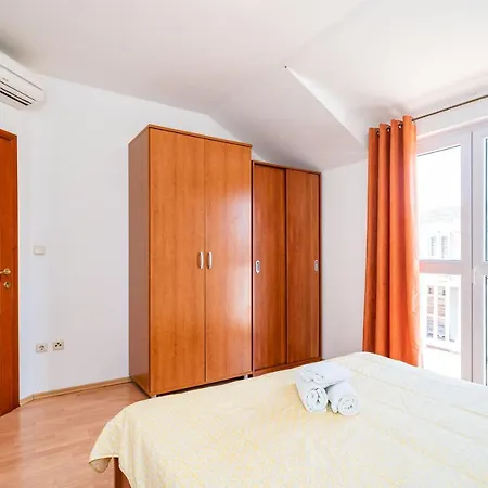 Burum B&b-apartment With Beautiful View فندق مبيت وإفطار