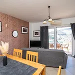 Bed & Breakfast Burum B&b-apartment With Beautiful View
